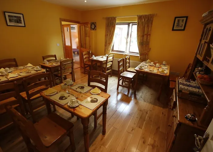 Macreddin Rock B&B 어흐림