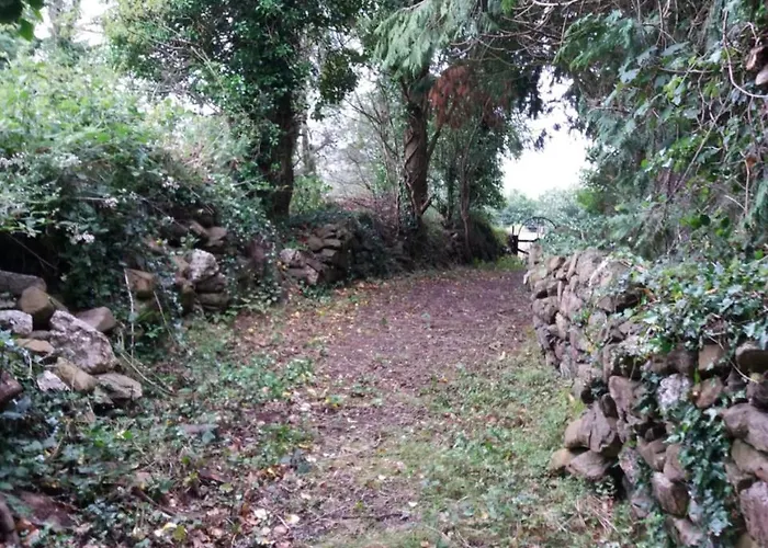 Macreddin Rock B&B 어흐림