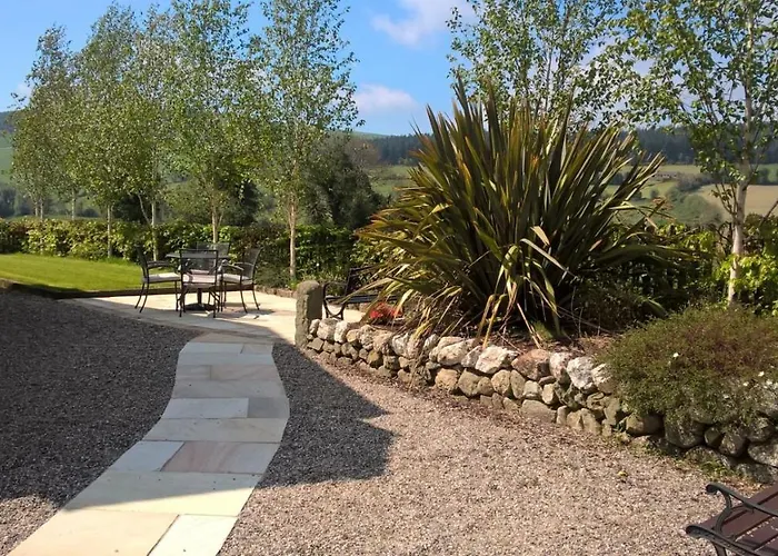 Macreddin Rock B&B 어흐림